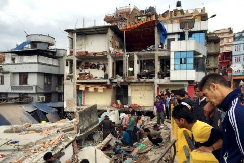 Непал: в землетрясении могли погибнуть больше 10 тысяч
