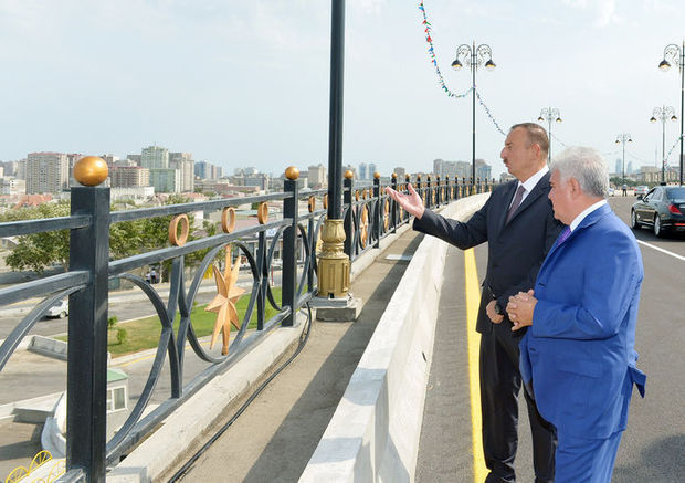 Ильхам Алиев на открытии новой дороги
