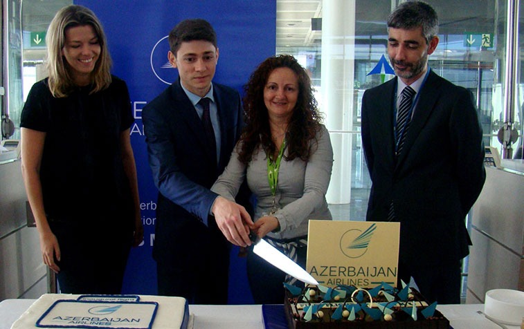 Azerbaijan Airlines arrives in Spain