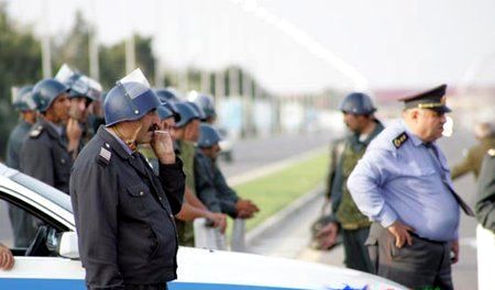 Gonbulları Azərbaycanda polis sıralarına götürmürlər