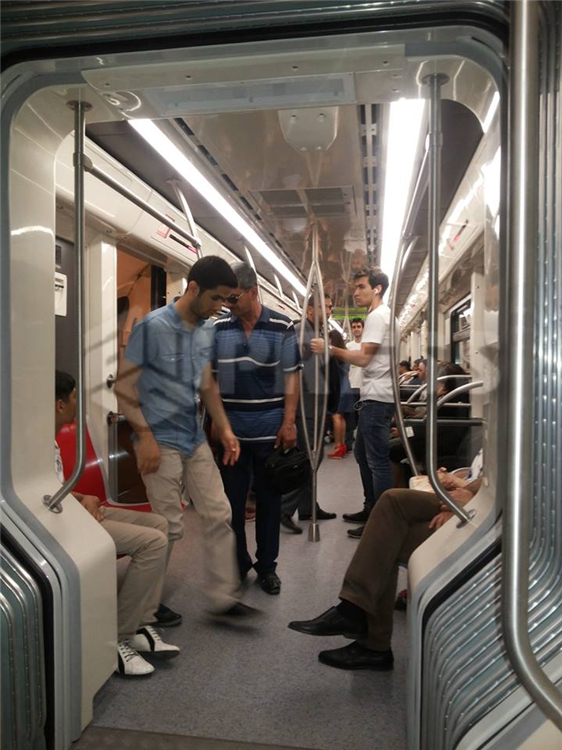 Bakı metrosunda yeni qatarlar - Fotolar