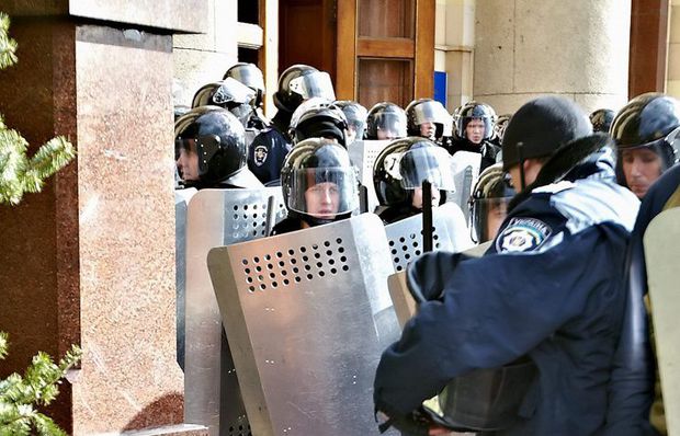 Ukraynada Rusiya baş konsulluğuna hücum etdilər