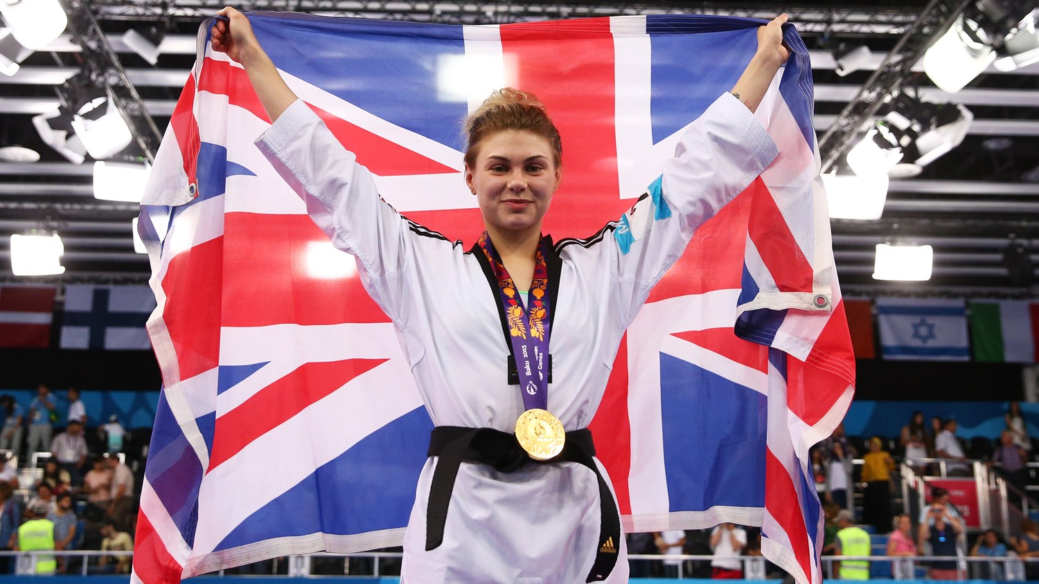 Kickboxer turned taekwondoka Maddock wins gold