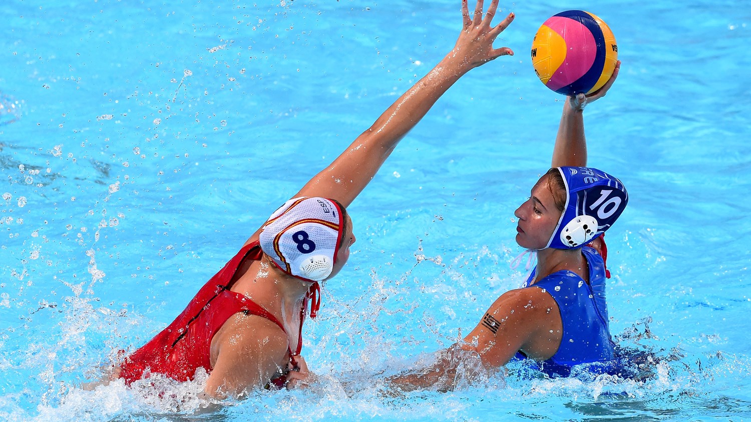 Spain and Russia to fight for women's Water Polo gold
