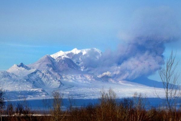 Проснулся крупнейший вулкан Японии