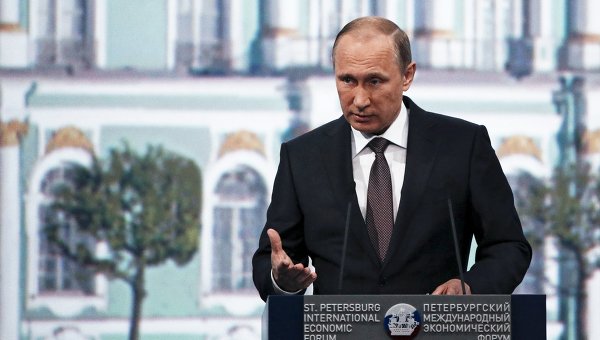 Путин о санкциях: не так все плохо