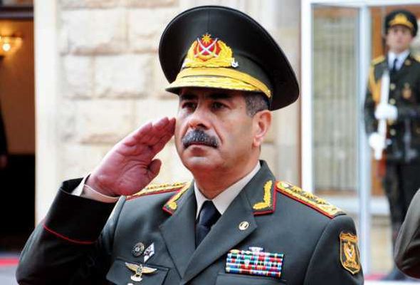 Закир Гасанов поздравил военных