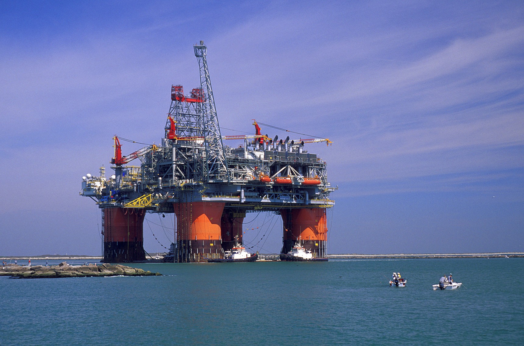 Azerbaijan oil output down 1.4 pct y/y in H1