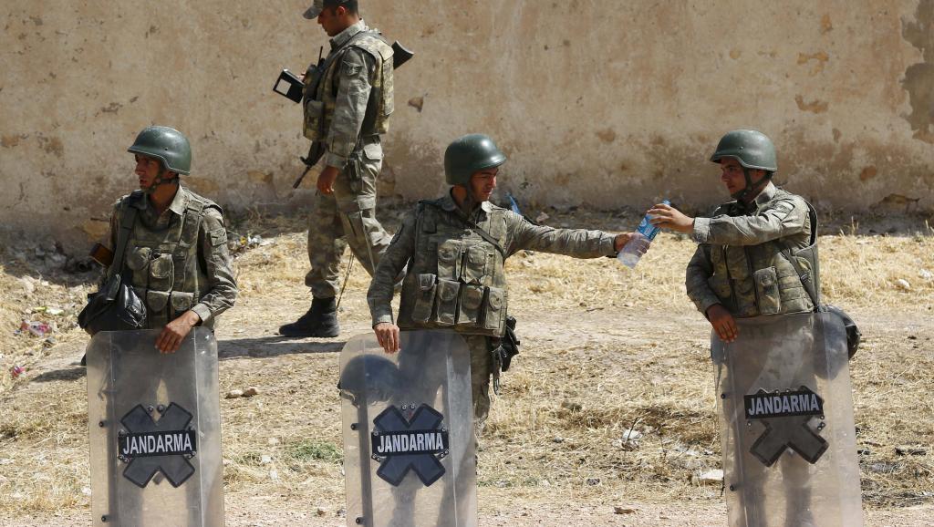 В результате нападения боевиков ПКК погиб турецкий военослужащий