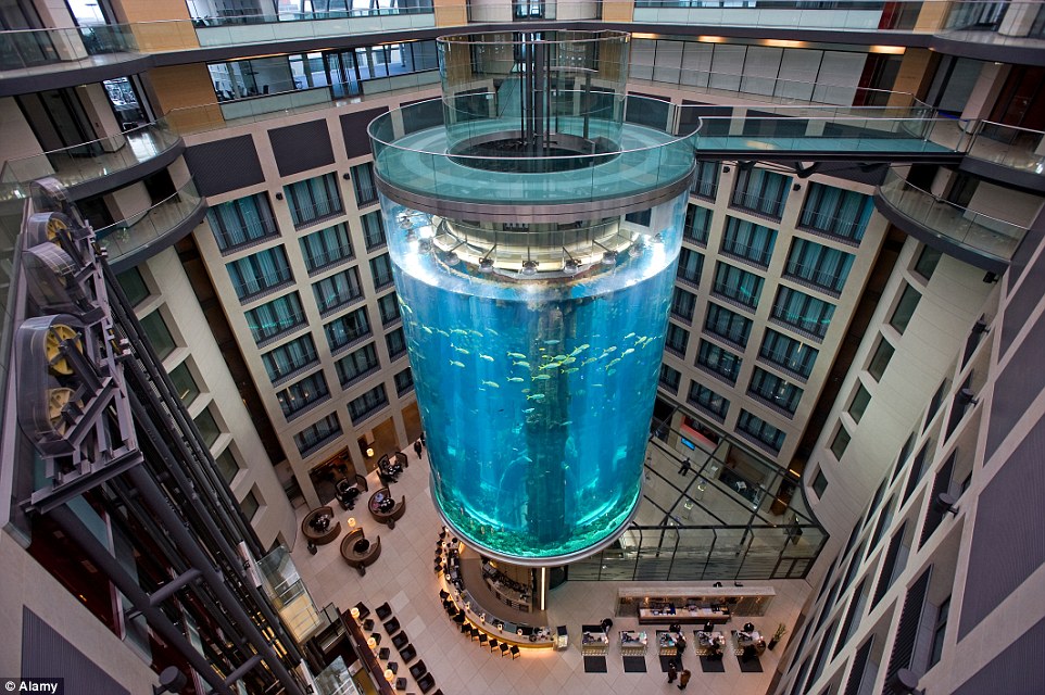 Incredible 82ft-tall hotel aquarium in Berlin