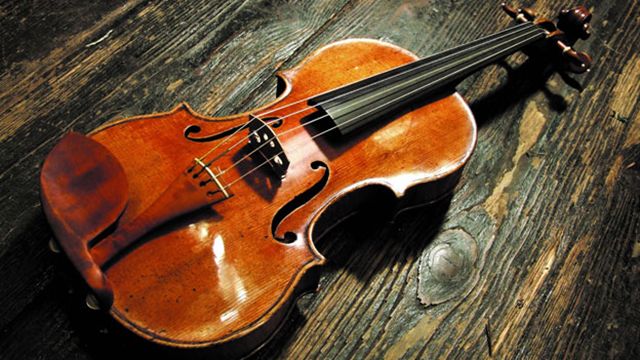 В США найдена украденная скрипка Страдивари