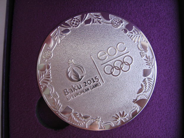 “Bakı-2015”in medalı “eBay”də satılır – FOTOLAR