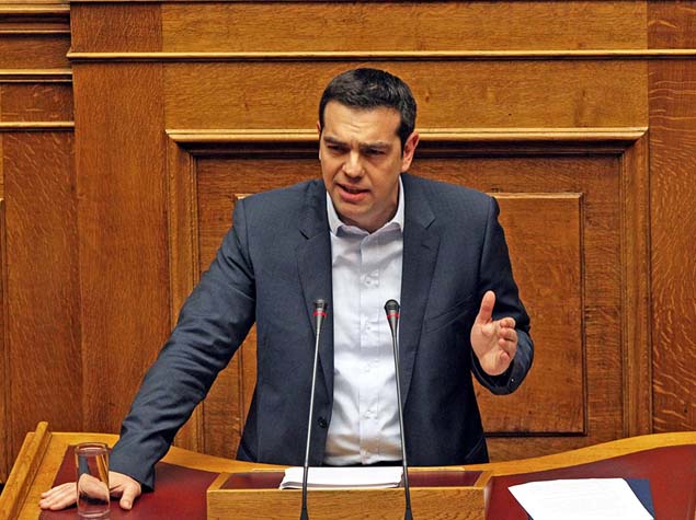 Yunanıstan baş naziri istefa verdi