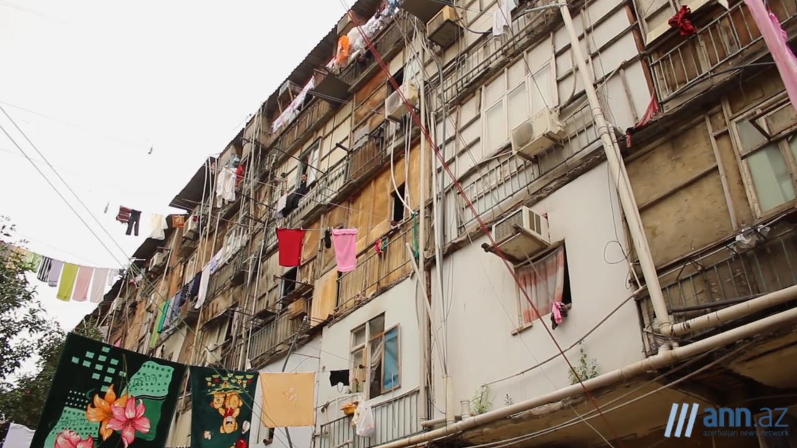 В ОБЪЕКТИВЕ: Плачевное состояние студенческих общежитий в Баку