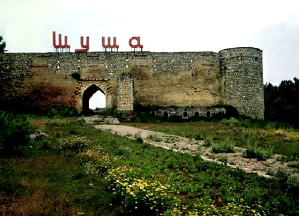 Обсуждено карабахское урегулирование