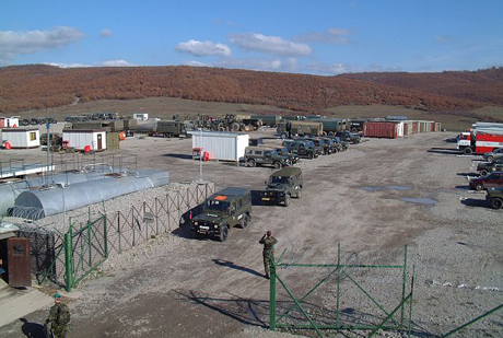 Rusiya sərhəddə hərbi bazanın inşasına başladı