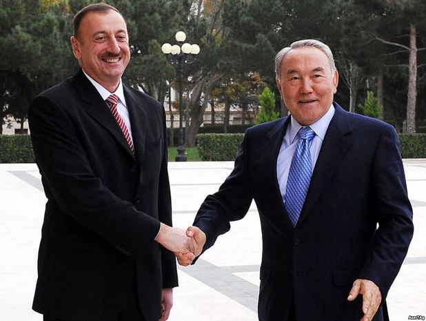 Назарбаев встретился с Ильхамом Алиевым
