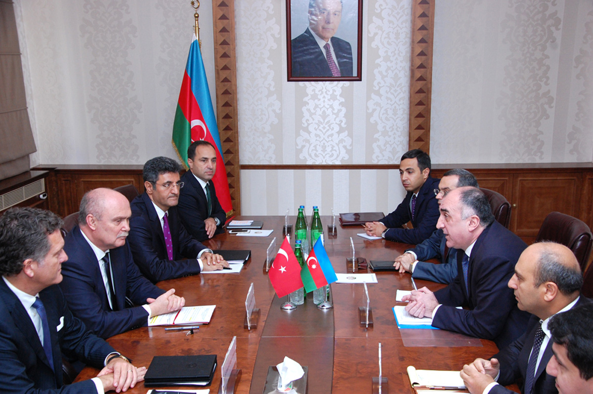 Турция поддерживает Азербайджан