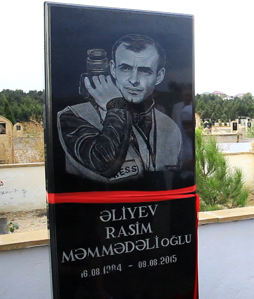 NO COMMENT: 40 дней со дня смерти Расима Алиева
