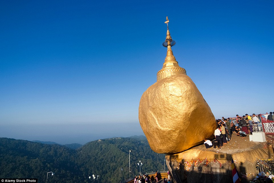 The boulder that defies gravity