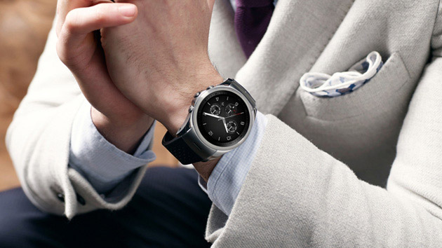 LG анонсировала «умные» часы