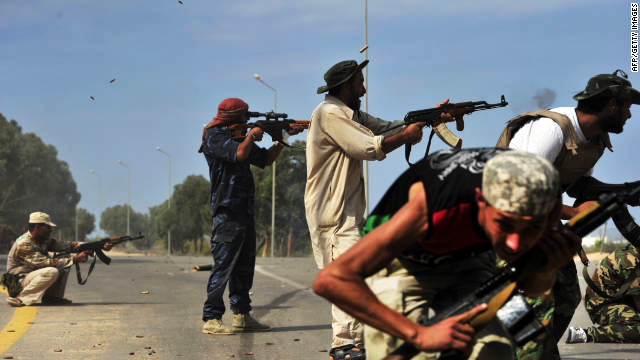 Боевики ИГ напали на нефтяной порт в Ливии