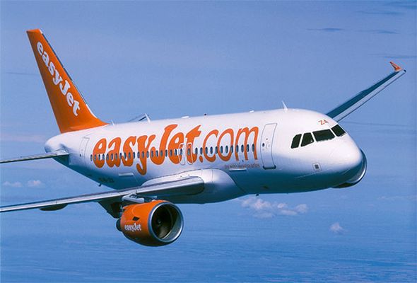 Easyjet-in kapitanı sükan arxasında huşunu itirdi