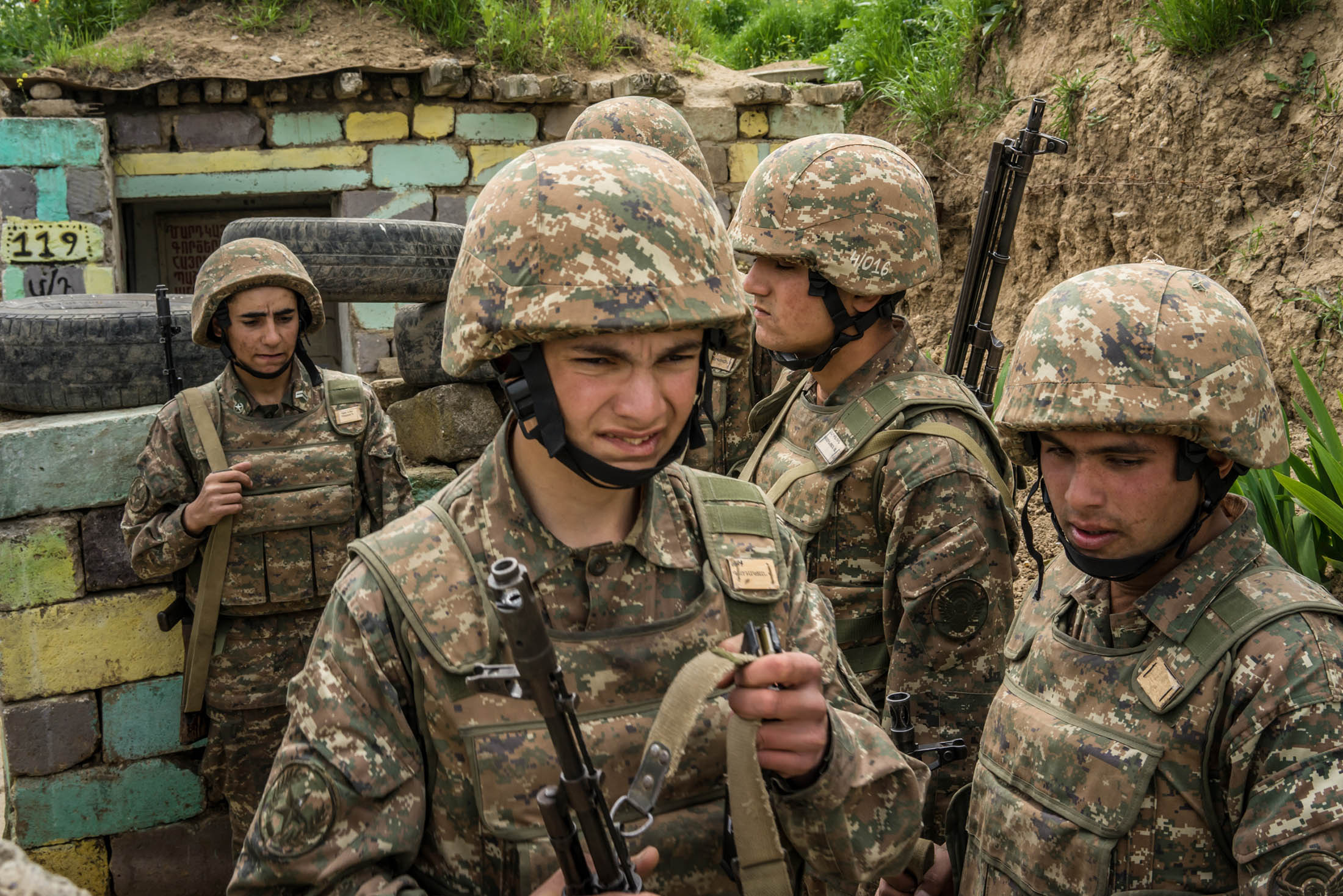 Милитари армения. Карабах Азейбарджан. Ermenistan Азербайджан война. Русские солдаты в Нагорном Карабахе. Карабахский конфликт.