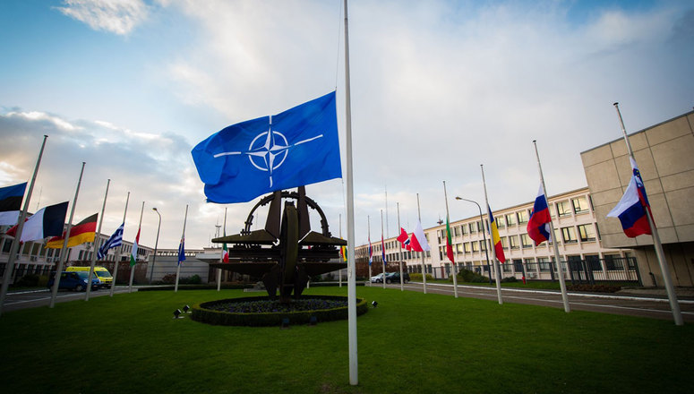 9 государств обратятся к НАТО
