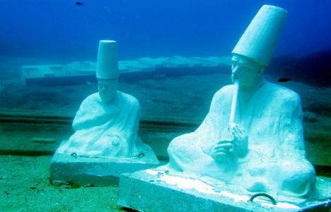 Turkey opens its first underwater museum