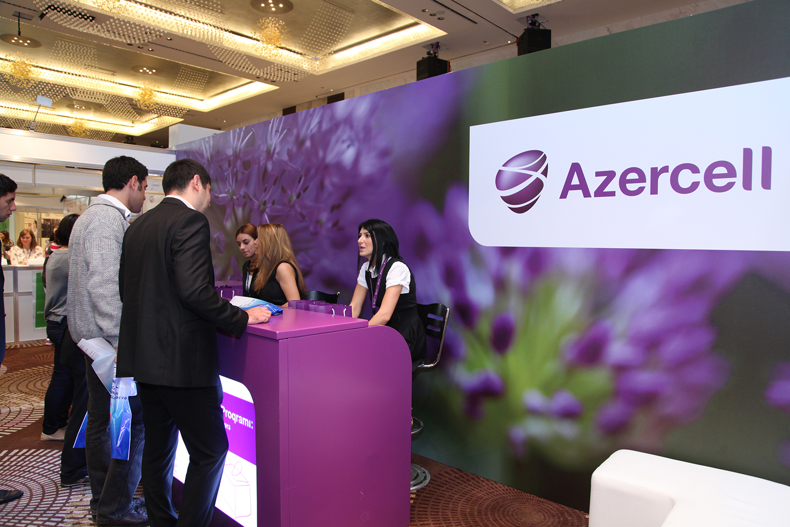 Turkcell in talks to buy TeliaSonera's shares in Azercell