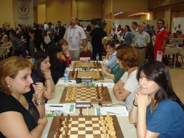 Азербайджан сыграл с Арменией