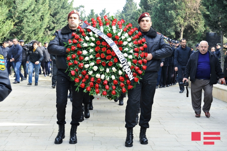 Nardaranda həlak olmuş polislər torpağa tapşırılıdı - FOTOLAR