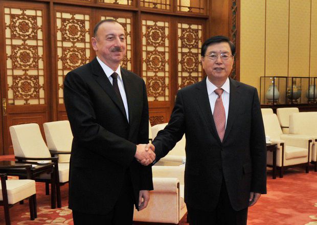 Ильхам Алиев встретился с Чжаном Дэцзянем