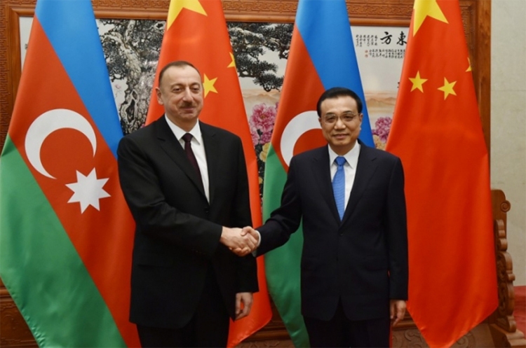 İlham Əliyev: “Azərbaycan Çin mallarının Avropaya çıxarılmasında infrastruktur imkanlarına malikdir”