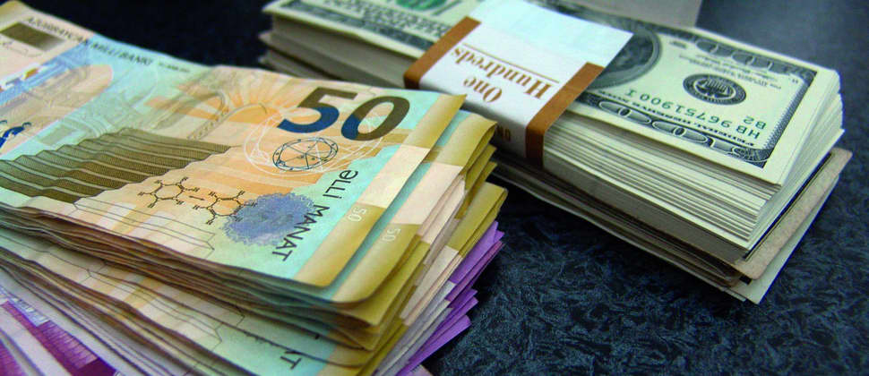 Azerbaijan police detain 3 people for illegal currency trade