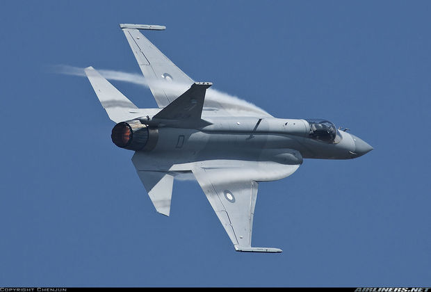 Президент Пакистана: Азербайджан купит истребители JF-17 Thunder