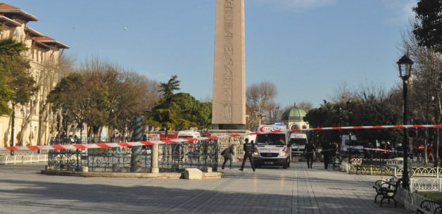 ​İstanbulda partlayışı intiharçı kamikadze törədib