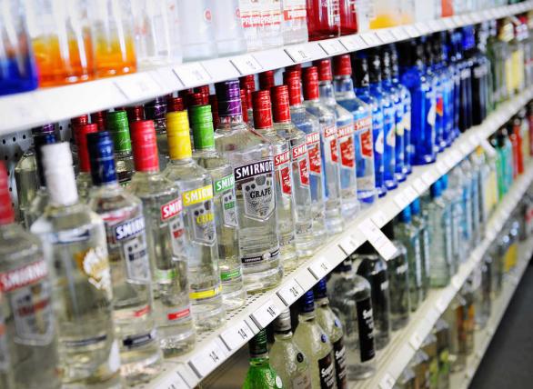 Azerbaijan government suspends alcohol law