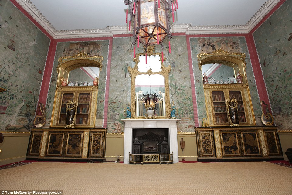 Aristocrat papered her walls with pictures ripped from bird book - worth £7MILLION