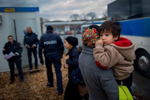 Австрия ввела лимит для мигрантов