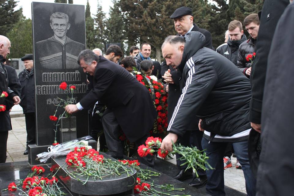В Баку почтили память Банишевского – ФОТОРЕПОРТАЖ 