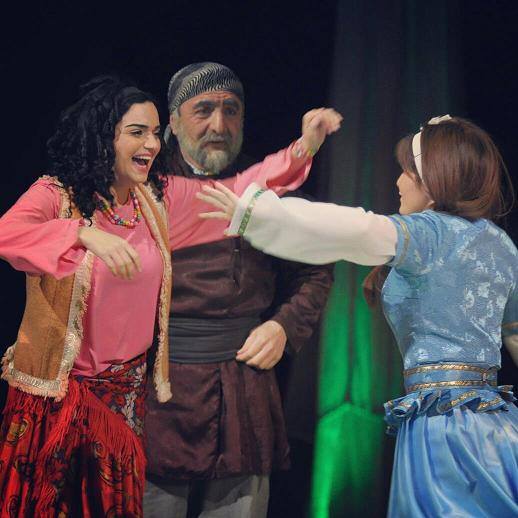 Gənc Tamaşaçılar Teatrından  fevral ayının son günlərinə 12 tamaşa - Fotolar