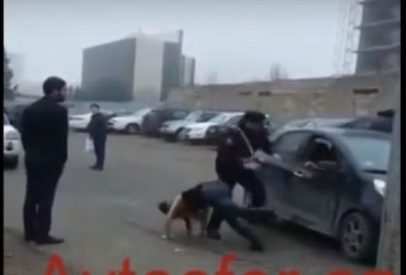 Bakıda yol polisi və qadın sürücü arasında insident – VİDEO