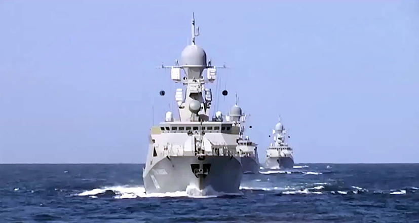 Российские корабли выходят в Каспий