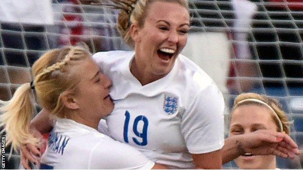 Germany women 2 -1 England women