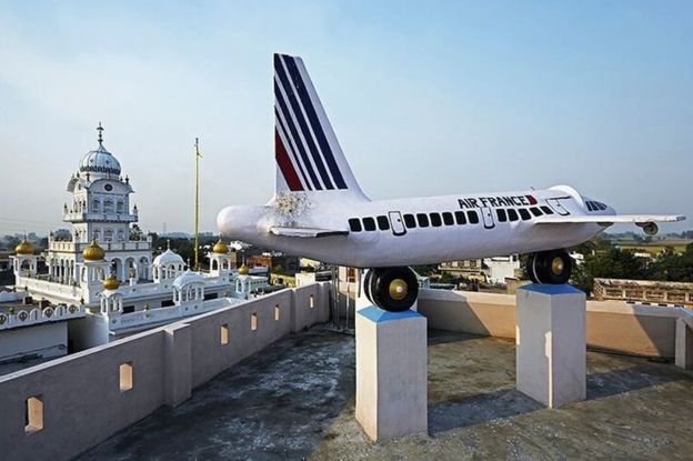 Indian state where a plane on the roof is normal