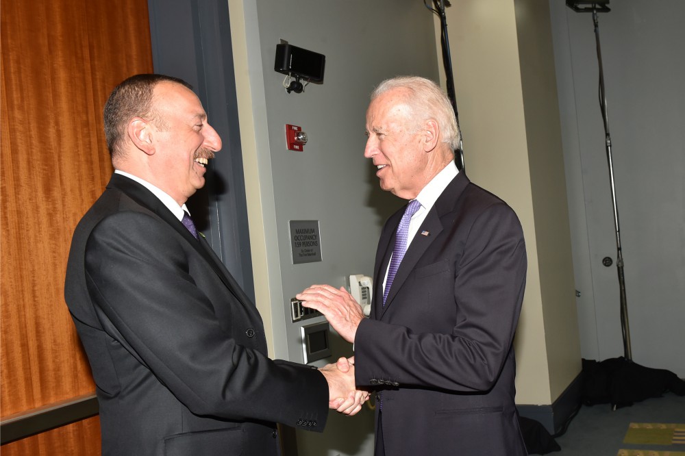 Ильхам Алиев встретился с Джо Байденом