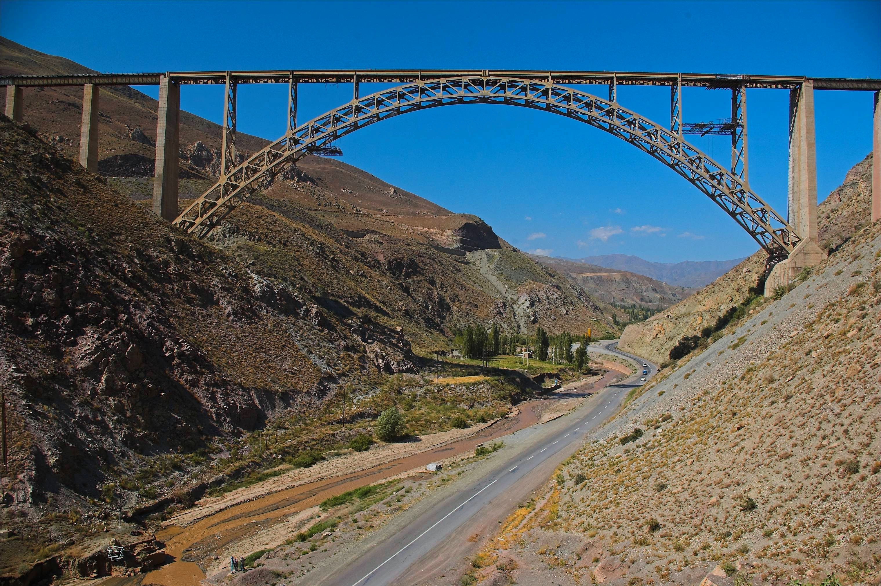 New bridge to connect Azerbaijan and Iran