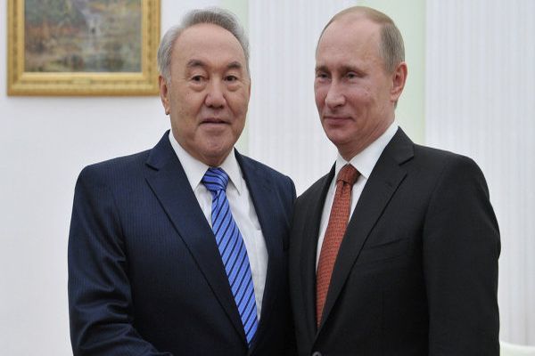 Путин и Назарбаев обсудили Карабах